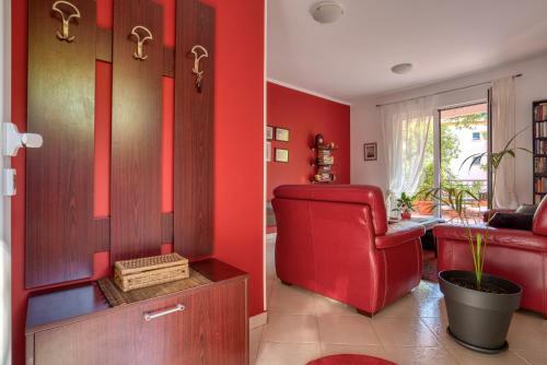 Castello Apartments