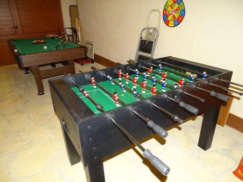 Villa-rossa-mit-pool-fuer-8-personen
