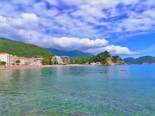 Irina Apartment Petrovac
