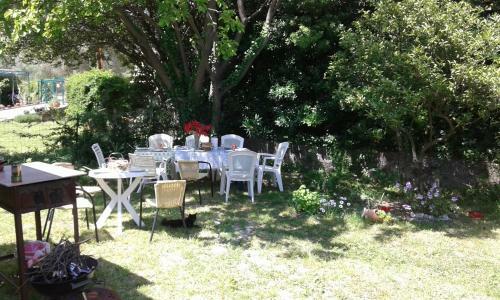 Family Apartment Garden And Sea