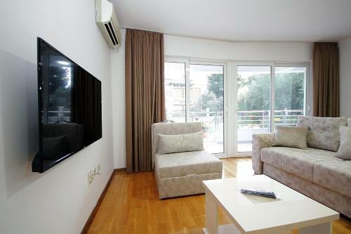 Holiday Apartments Petrovac