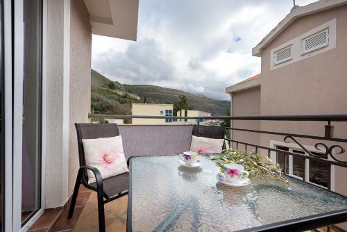 Summer Apartments In Petrovac