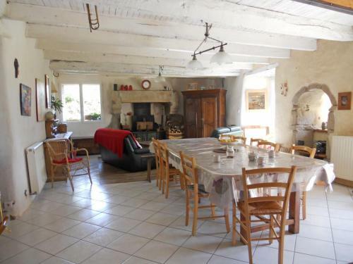 Bed & Breakfast Manoir De Questinguy