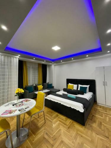 Front Beach Exclusive Apartments