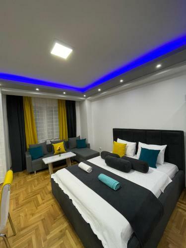 Front Beach Exclusive Apartments