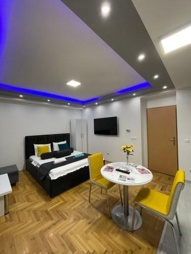 Front Beach Exclusive Apartments