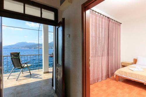 Apartamento Vera Rose Beachfront Retreat