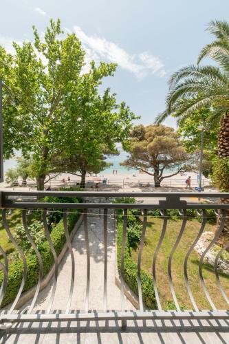 Hostal Guesthouse On The Beach
