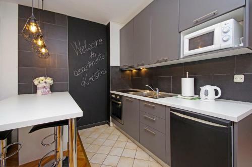 Apartamentos Kristina