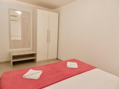 Hostal Diamant Apartments