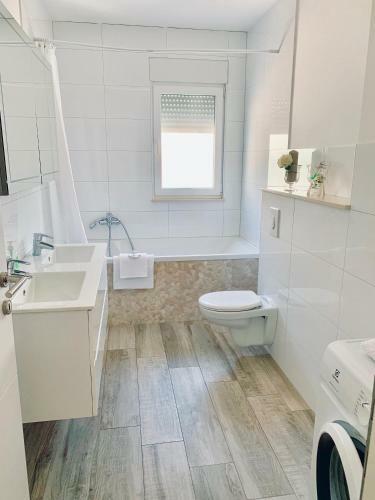 Hostal Diamant Apartments
