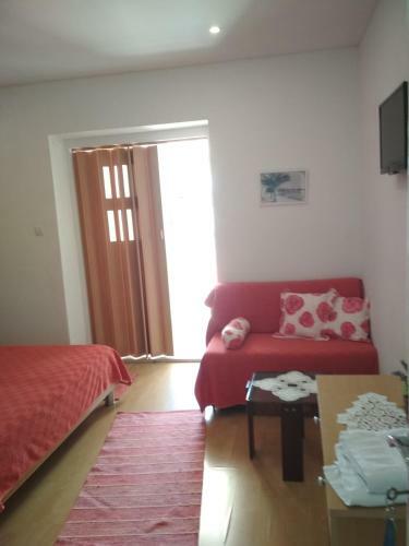 Hostal Apartmani Carevi?