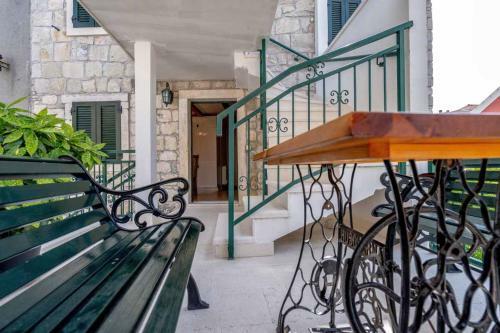 Apartments Inn Baska Voda