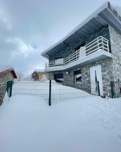 Villa 80 Kodra E Diellit