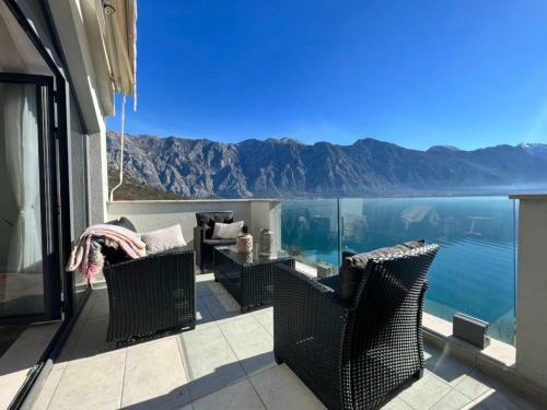 A Brand New 2 Bedroom Apartment With A Stunning View