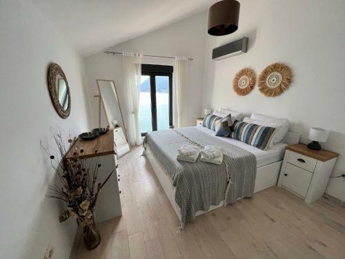 A Brand New 2 Bedroom Apartment With A Stunning View