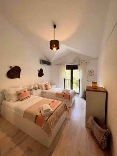 A Brand New 2 Bedroom Apartment With A Stunning View