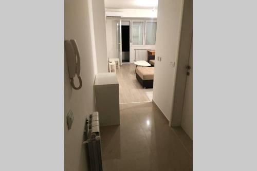 Bright Modern Apartment - 5 Min From Center
