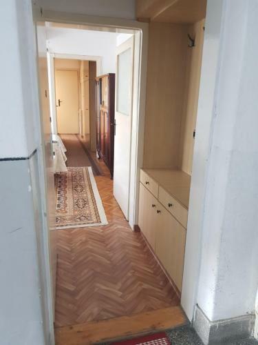 Lovely Central Apartment With Free Parking!