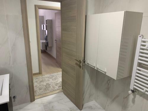 High End Apartments In Diamond Garden Building
