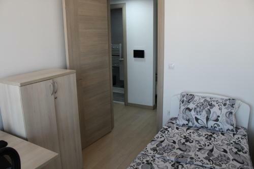 High End Apartments In Diamond Garden Building