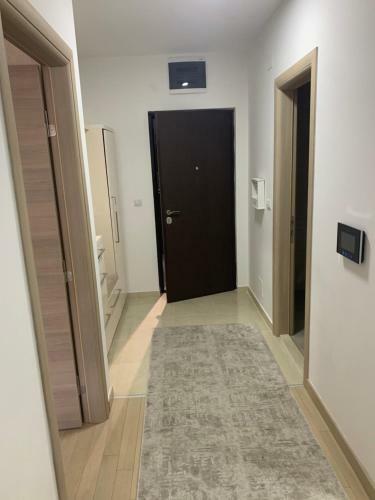 High End Apartments In Diamond Garden Building