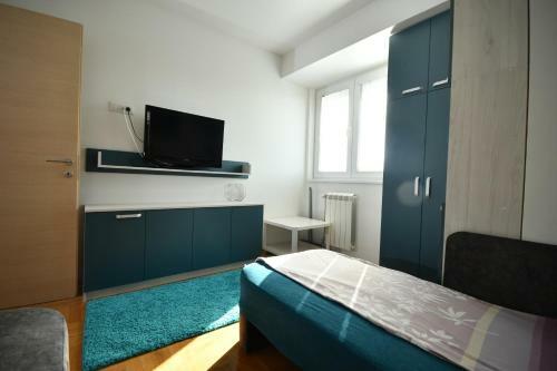 New, Modern & Luxury Apartment In The City