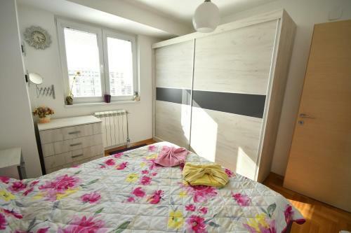 New, Modern & Luxury Apartment In The City