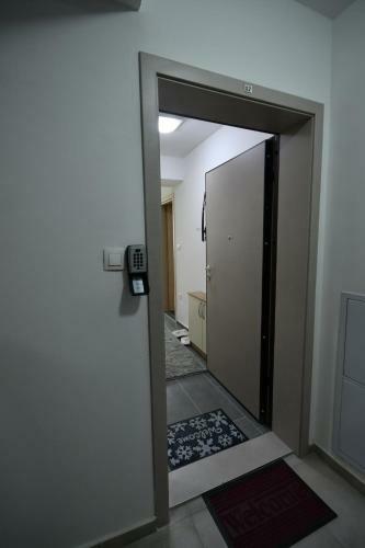 New, Modern & Luxury Apartment In The City