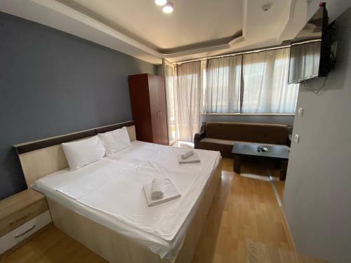 Hotel Fama