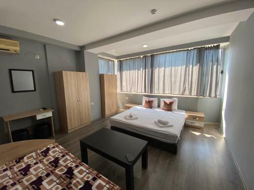 Hotel Fama