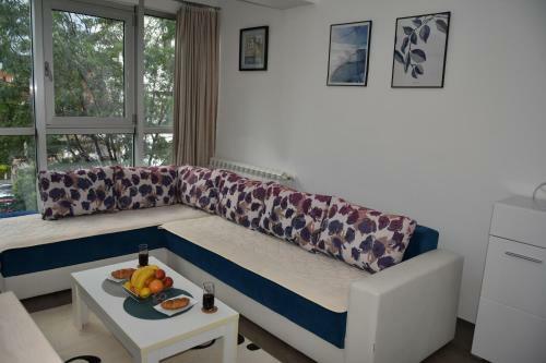 Blue Corner Apartment