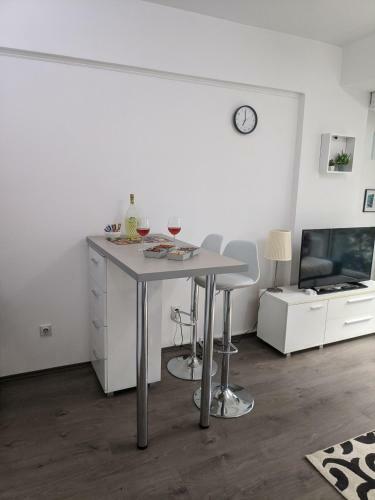 Blue Corner Apartment