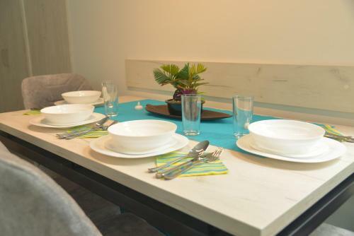 Stylish Blue & Modern Apartment