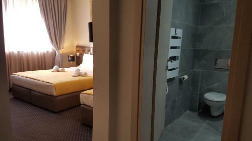 Ars Square Apartments