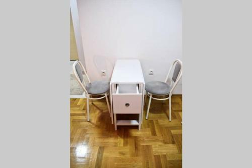 Apartamento New Studio/comfy/near Bus Station