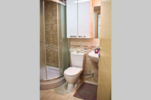 Apartamento New Studio/comfy/near Bus Station