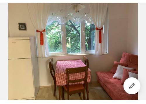 Nice Apartment In Calm Area Very Close To The Centre