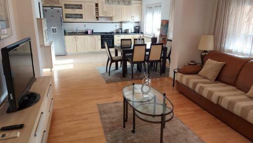 Exclusive Two Bedroom Apartment Marvel