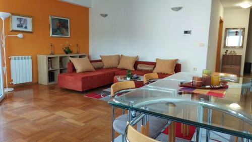 Marvelous One Bedroom Park Apartment Van Gogh