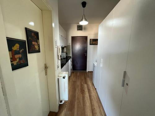 Mickitos Studio Apartment Downtown