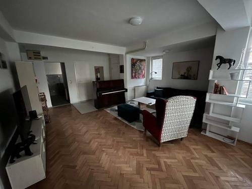 Lovely Apartment With A Private Garden
