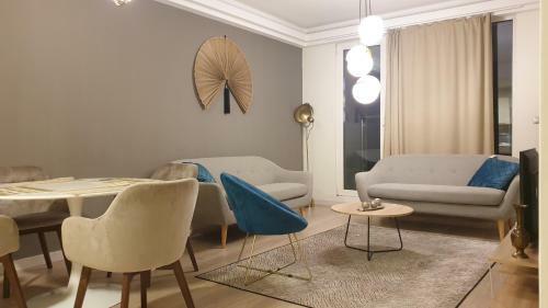 Temi's Apartments