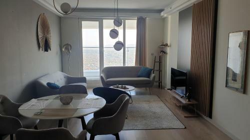 Temi's Apartments