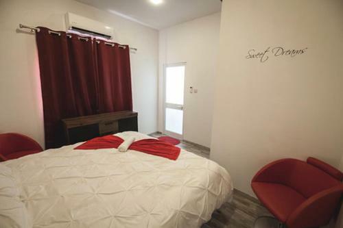 Bookarest Hostel Malta