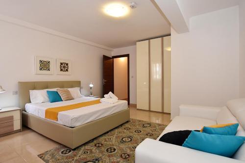 Bajja Apartments (Balluta Bay / St. Julians)