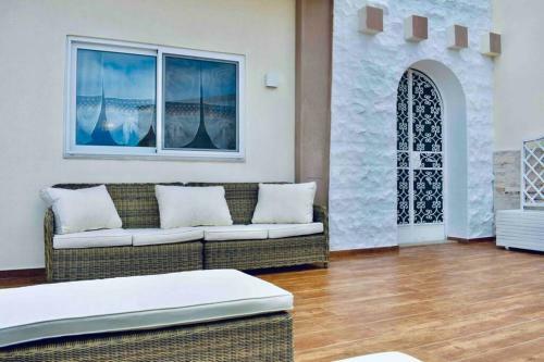 Modern Luxury Villa In St. Julians