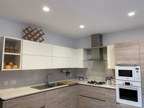 Apartamento Marble Arch Apt - St Julians