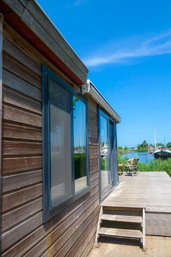 Chalet Valentina Directly On The Lauwersmeer