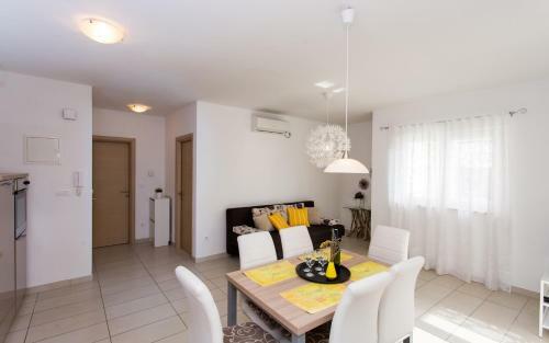 Apartments Matea I